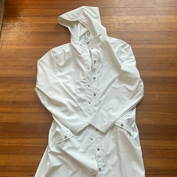 RAINS Long Jacket in Powder - Picture 1 of 3